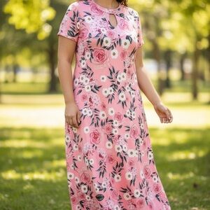 Elegant Floral Maxi Dress in Pink